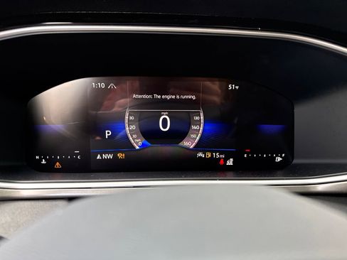 New 2025 Volkswagen Taos SE image 7