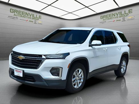 Used 2022 Chevrolet Traverse LS AWD/4WD image 1