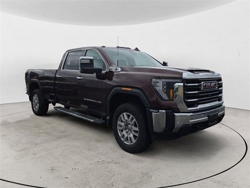 Used 2024 GMC Sierra 2500 SLT w/ SLT Premium Package image 7