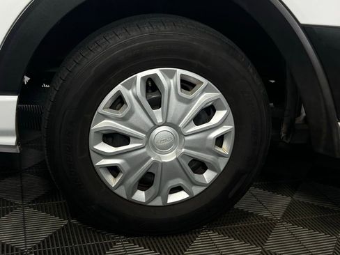 Used 2023 Ford Transit 350 XLT image 12
