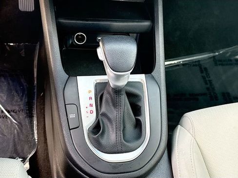 Used 2023 Kia Forte LXS w/ LXS Technology Package image 16