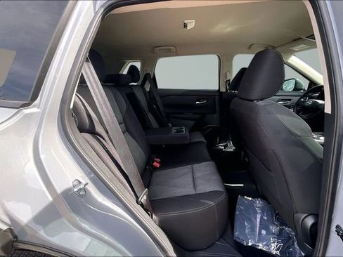 New 2026 Nissan Rogue SV image 10