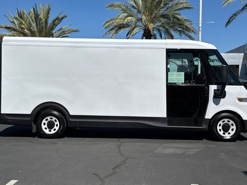 Used 2023 Chevrolet Brightdrop 600 w/ Active Safety Package 2 AWD/4WD image 2