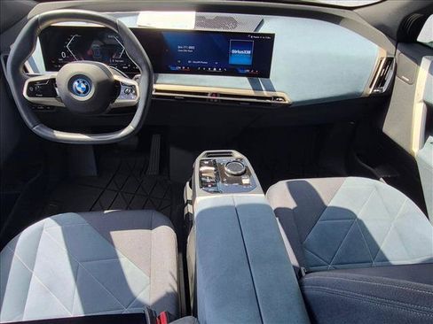 Used 2024 BMW iX xDrive50 w/ Premium Package AWD/4WD image 16