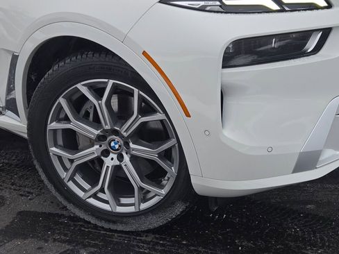 Used 2025 BMW X7 xDrive40i image 3