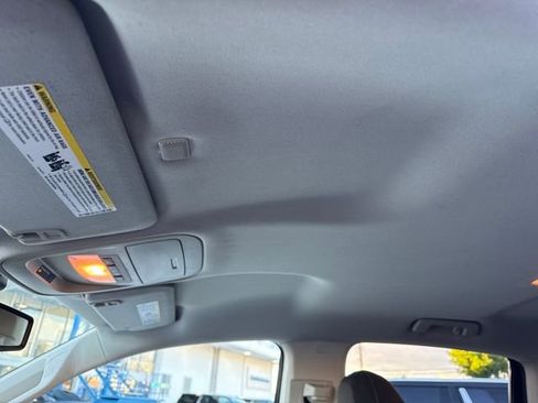 Certified 2015 GMC Canyon SLE w/ SLE Convenience Package image 21