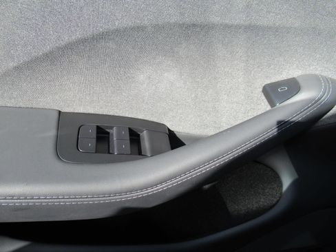 Used 2025 Tesla Model 3 RWD image 22