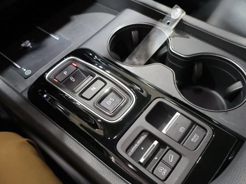 Used 2023 Honda Pilot EX-L image 30