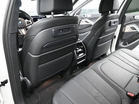 Used 2022 BMW X6 xDrive40i w/ Executive Package AWD/4WD image 29