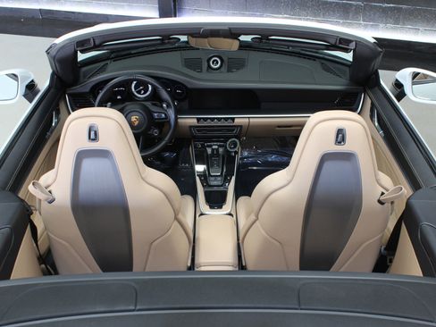 Used 2022 Porsche 911 Carrera S image 43
