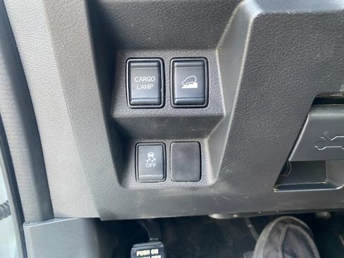 Used 2024 Nissan Frontier S AWD/4WD image 18