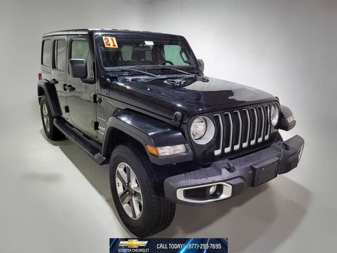 Used 2021 Jeep Wrangler Unlimited Sahara w/ Cold Weather Group image 10