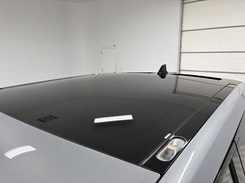 Used 2023 Rivian R1T Adventure image 13