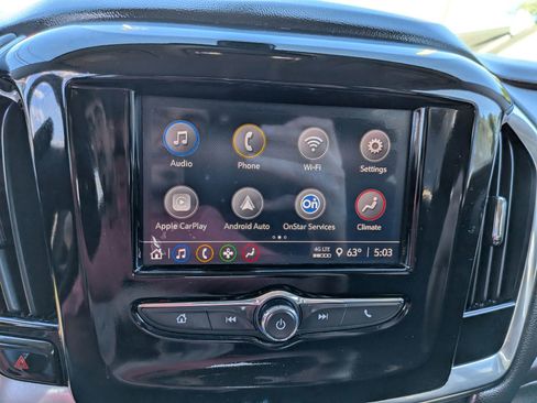 Used 2021 Chevrolet Traverse LS FWD image 55