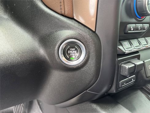Used 2020 Chevrolet Silverado 2500 High Country w/ Z71 Off-Road Package AWD/4WD image 29