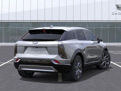 New 2026 Cadillac Optiq Luxury 1 image 4