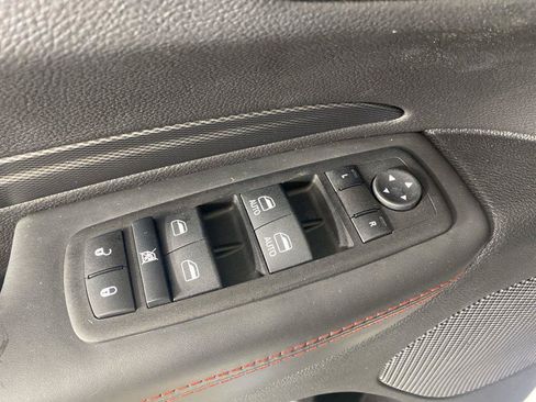 Used 2025 Dodge Durango R/T AWD/4WD image 15