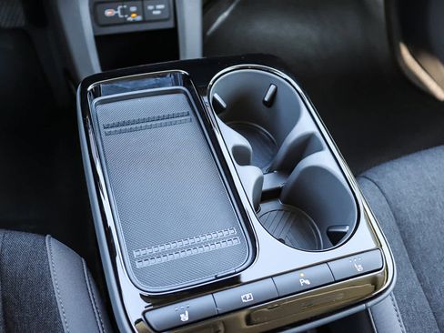 New 2026 Hyundai Ioniq 5 SE image 27