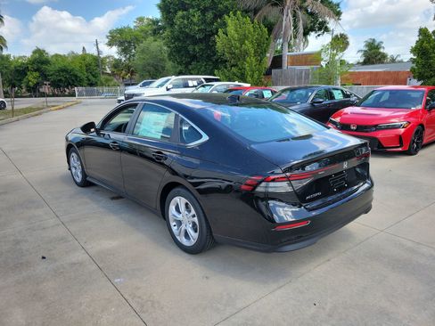 New 2026 Honda Accord LX image 7