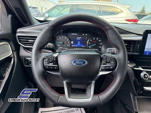 Used 2023 Ford Explorer ST-Line w/ Class IV Trailer Tow Package image 25