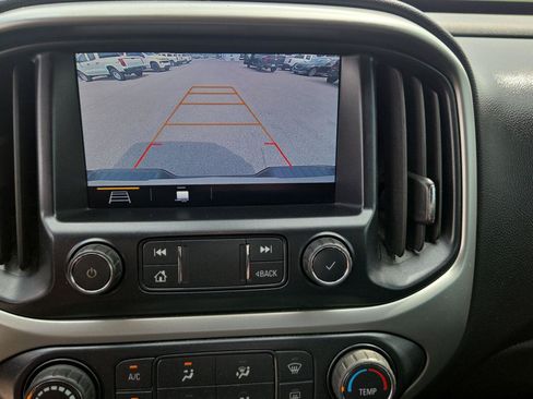 Used 2020 Chevrolet Colorado LT w/ Colorado RST Special Edition AWD/4WD image 22