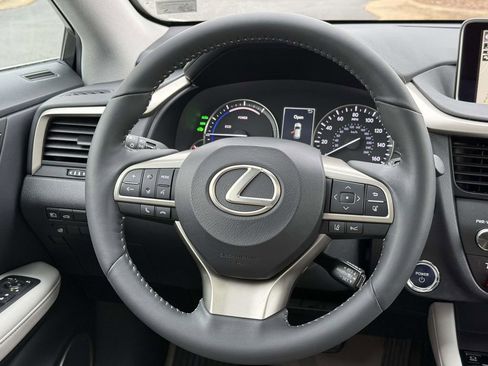 Used 2019 Lexus RX 450h AWD image 9