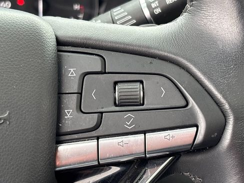 Used 2021 Cadillac XT6 Premium Luxury image 34