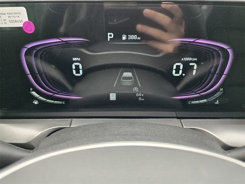 New 2025 Kia Telluride S image 10