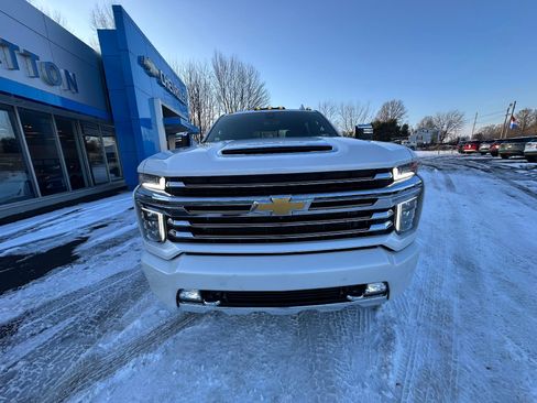 Certified 2021 Chevrolet Silverado 2500 High Country w/ Z71 Off-Road Package image 2