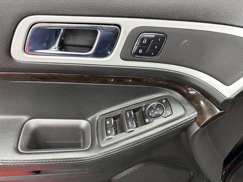 Used 2014 Ford Explorer Limited w/ Equipment Group 301A image 8