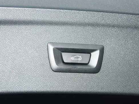 Used 2024 BMW iX xDrive50 w/ Premium Package image 13