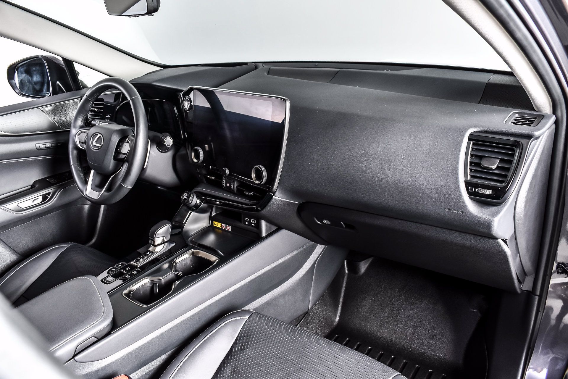 Used 2025 Lexus NX 450h+ AWD w/ Towing Package (2000 Lbs) image 22