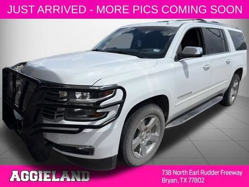 Used 2018 Chevrolet Suburban Premier RWD image 1