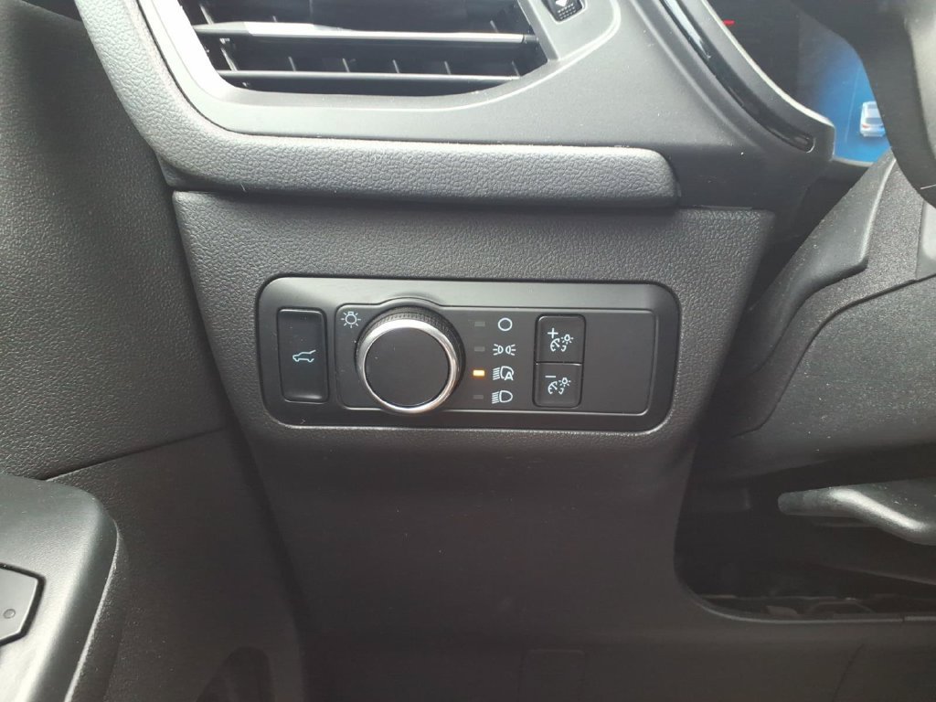 Certified 2024 Ford Escape ST-Line w/ Tech Pack #1 FWD image 16