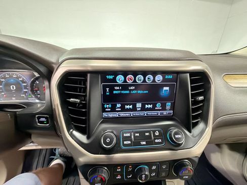 Used 2019 GMC Acadia Denali AWD/4WD image 13