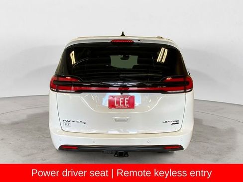 New 2026 Chrysler Pacifica Limited w/ S Appearance Package image 5