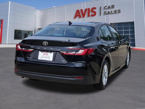 Used 2025 Toyota Camry LE FWD image 6