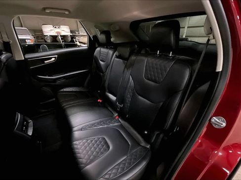 Certified 2024 Ford Edge Titanium AWD/4WD image 24