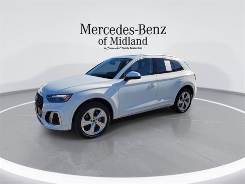 Used 2025 Audi Q5 2.0T Premium Plus w/ Premium Plus Package image 4