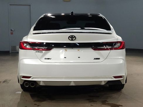 Used 2025 Toyota Camry XSE image 6