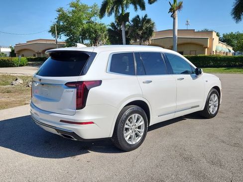 Certified 2023 Cadillac XT6 Luxury FWD image 4
