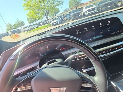 Used 2026 Cadillac Lyriq Premium Luxury AWD/4WD image 22