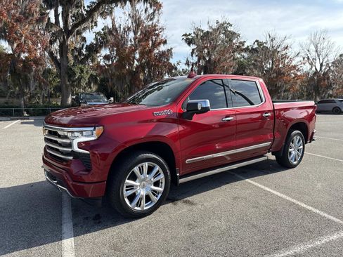 Used 2022 Chevrolet Silverado 1500 High Country w/ High Country Premium Package image 7
