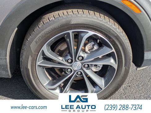 Used 2021 Buick Encore GX Select w/ Advanced Technology Package FWD image 10