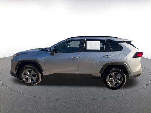 Used 2025 Toyota RAV4 LE image 9
