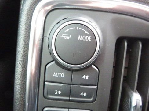 Used 2022 Chevrolet Silverado 3500 High Country image 24