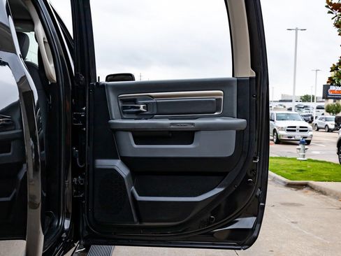 Used 2017 RAM 1500 Lone Star AWD/4WD image 38