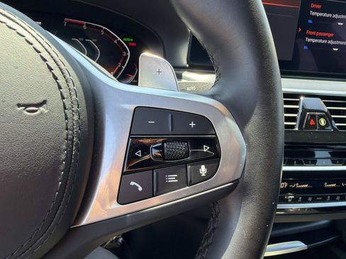 Used 2023 BMW 530i w/ M Sport Package RWD image 16