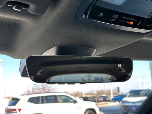 New 2025 Volkswagen ID. Buzz Pro S image 70