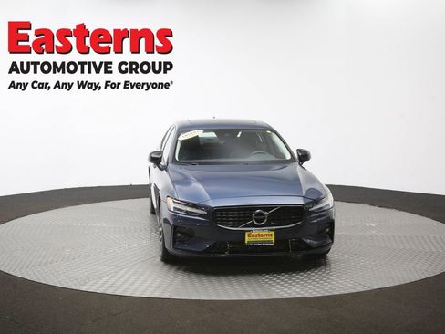Used 2022 Volvo S60 B5 Momentum image 51